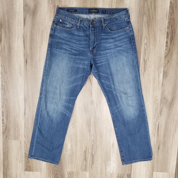 Lucky Brand 363 Straight Men's Size 34x30 Medium Wash Straight Legs Jeans - Picture 1 of 10